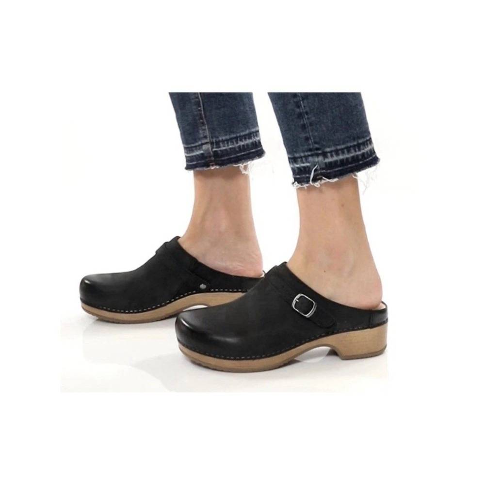 Dansko Berry Clog Black Burnished Nubuck Leather Boho Mules EU 42 US 11.5